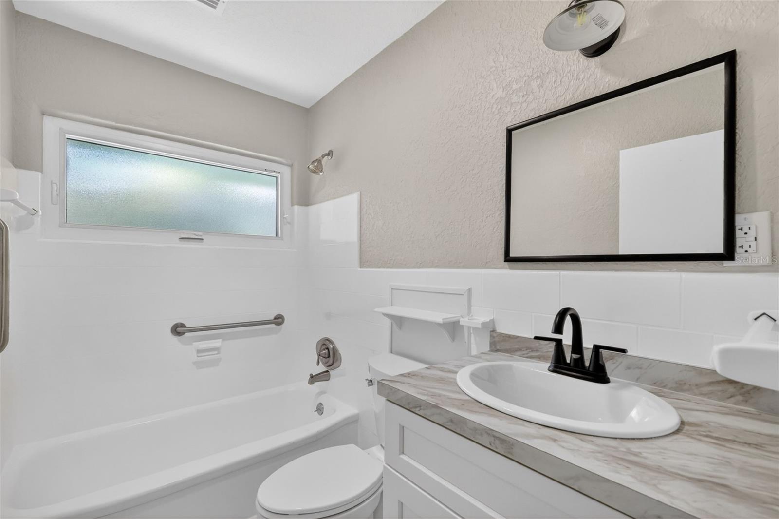1012 N Baker St Property Photo 63