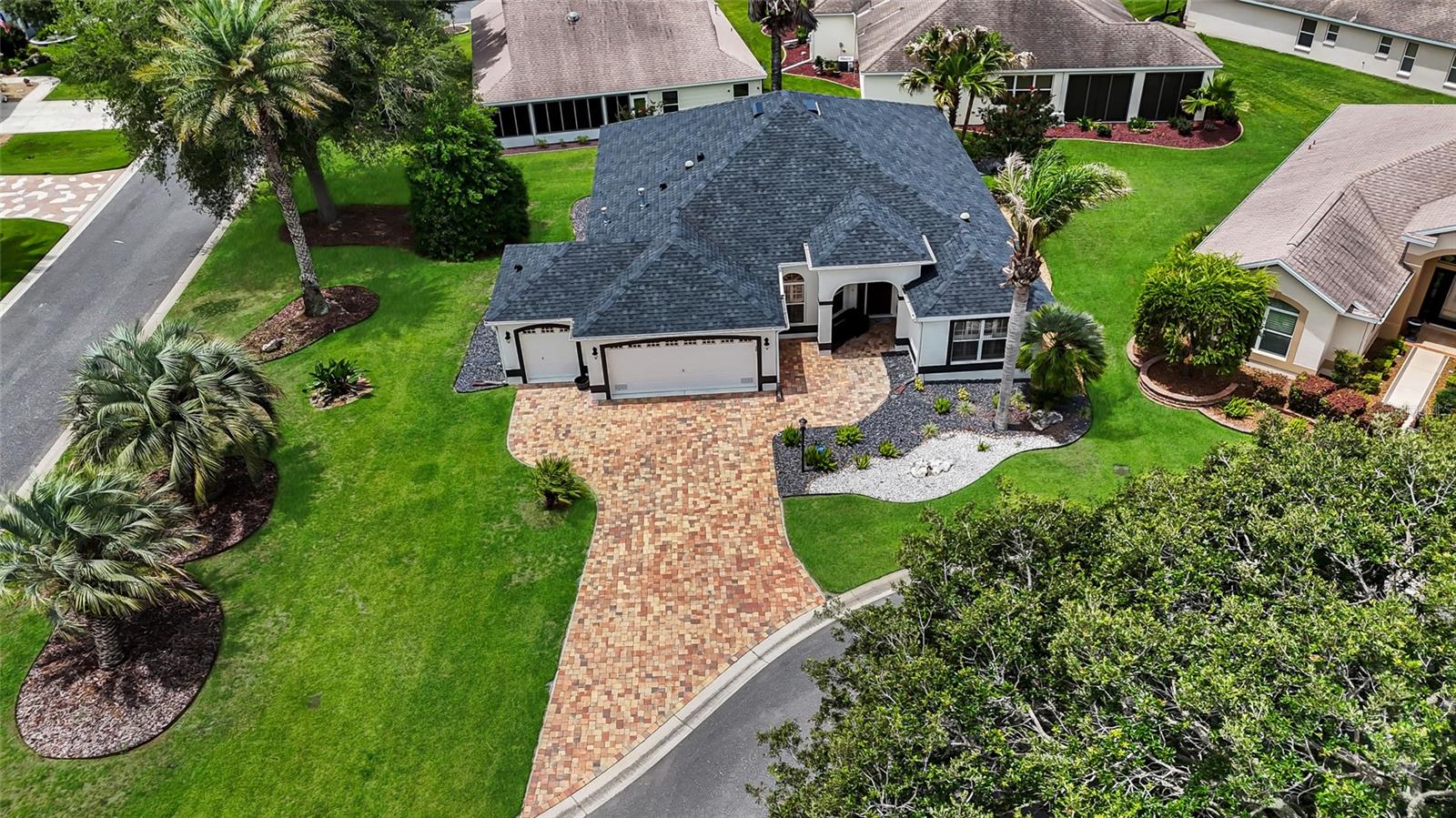 1718 Means Ln Property Photo 5