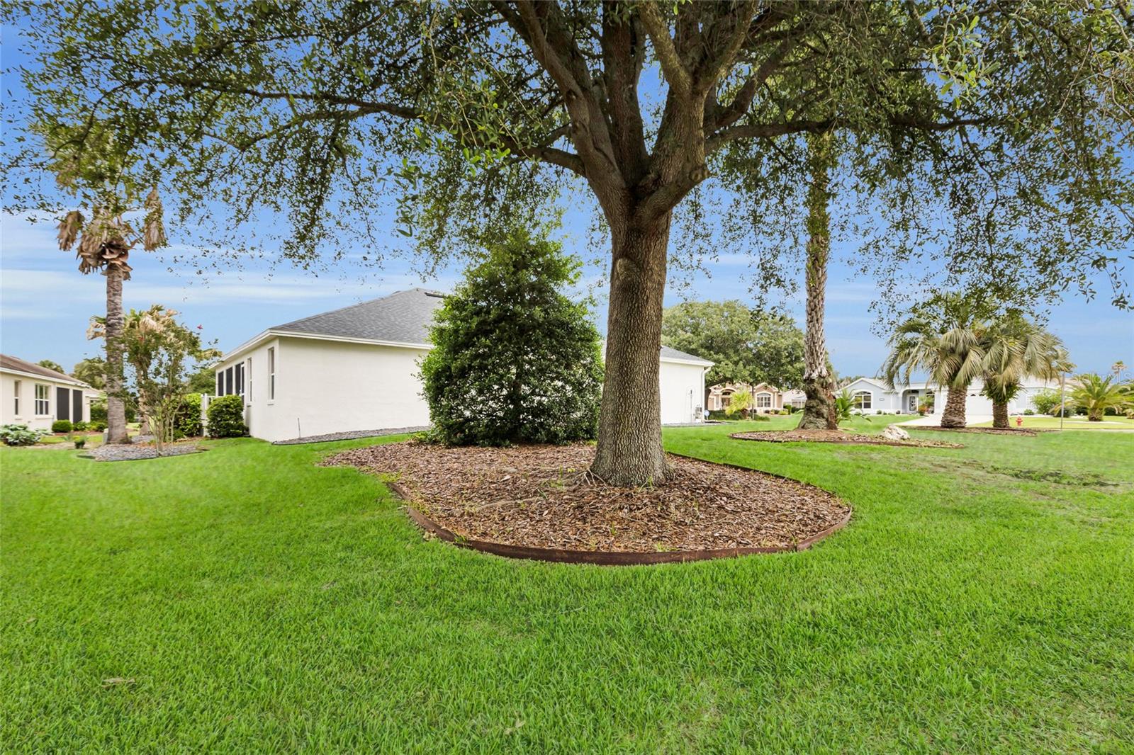 1718 Means Ln Property Photo 8