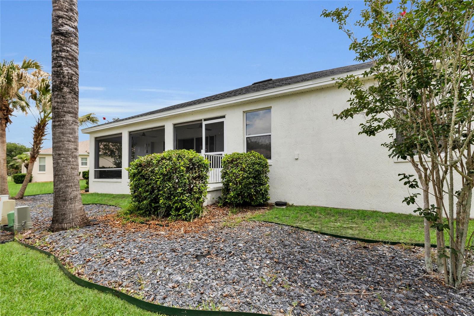 1718 Means Ln Property Photo 10