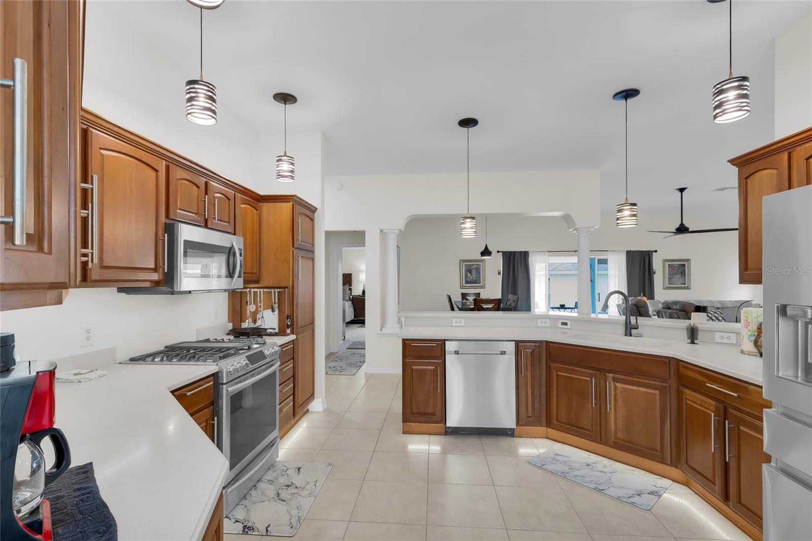 1718 Means Ln Property Photo 20