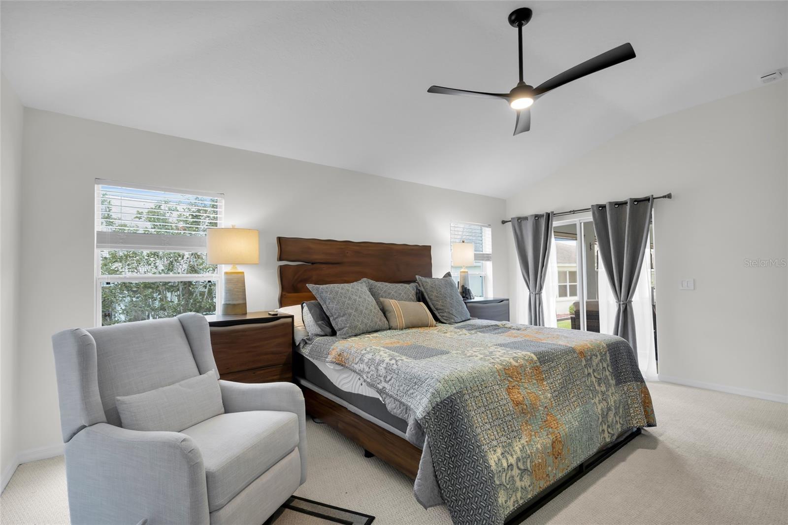 1718 Means Ln Property Photo 29