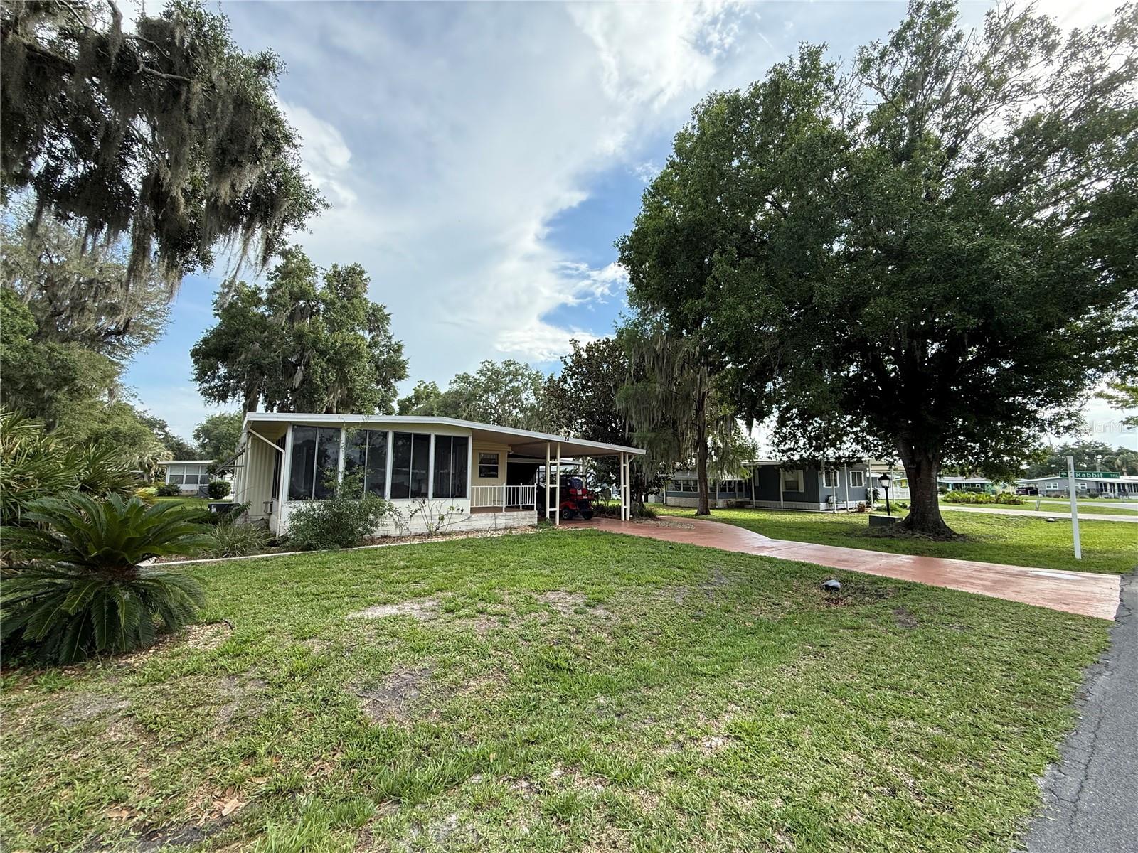 24 N Bobwhite Rd Property Photo 1