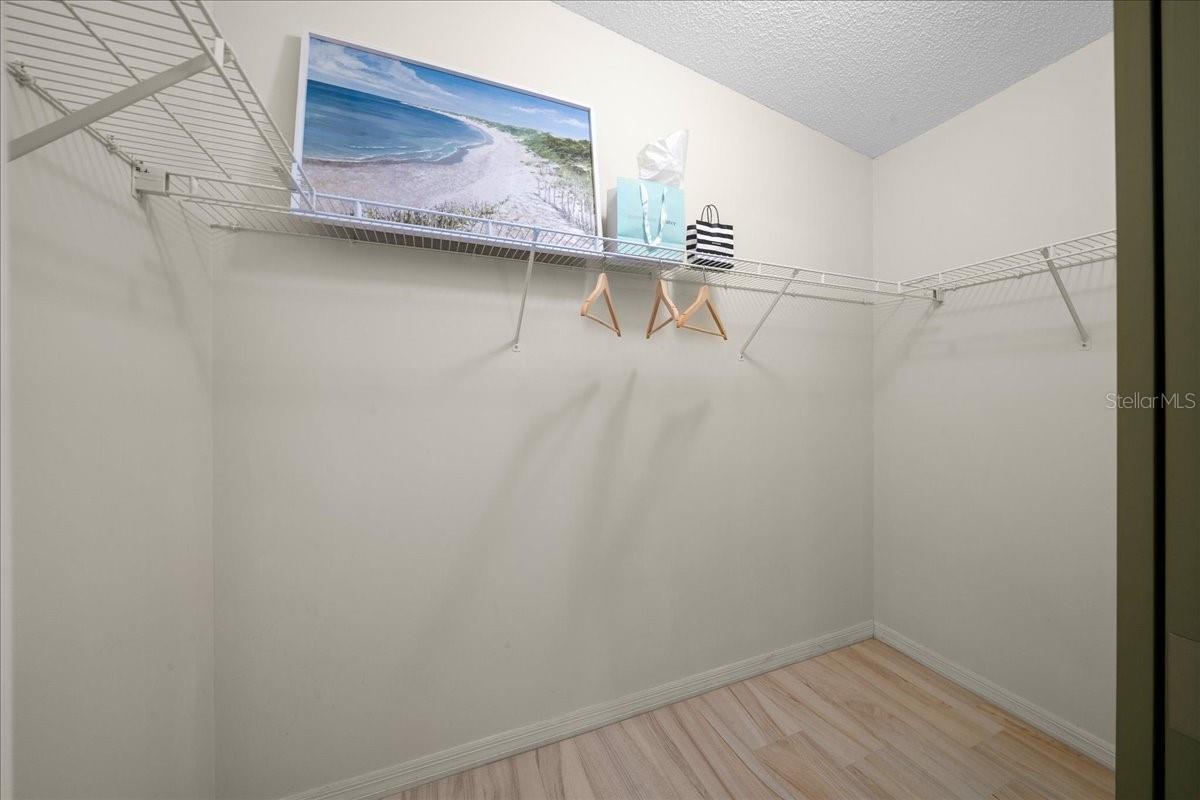 1133 Del Toro Dr Property Photo 16