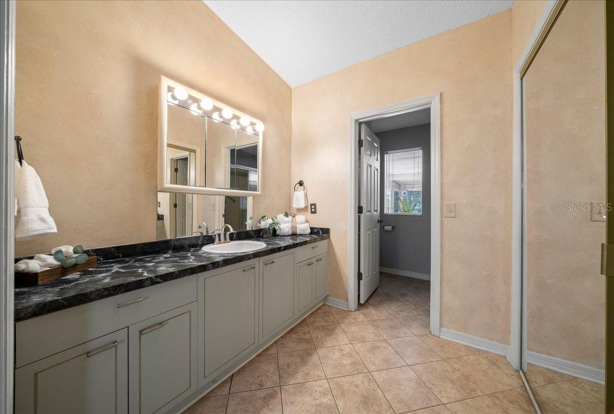 1133 Del Toro Dr Property Photo 17