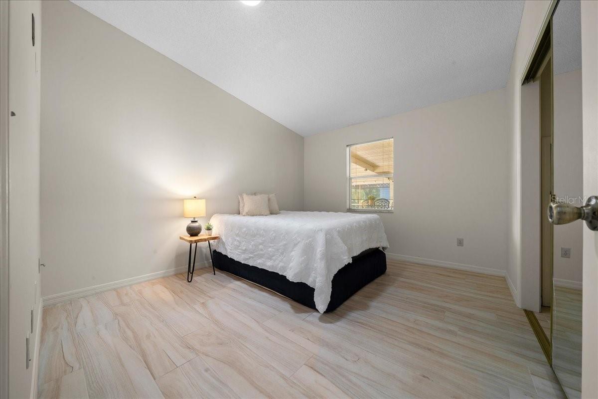 1133 Del Toro Dr Property Photo 21