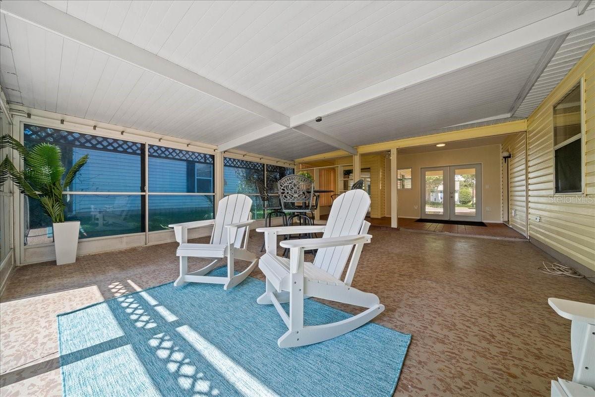 1133 Del Toro Dr Property Photo 23