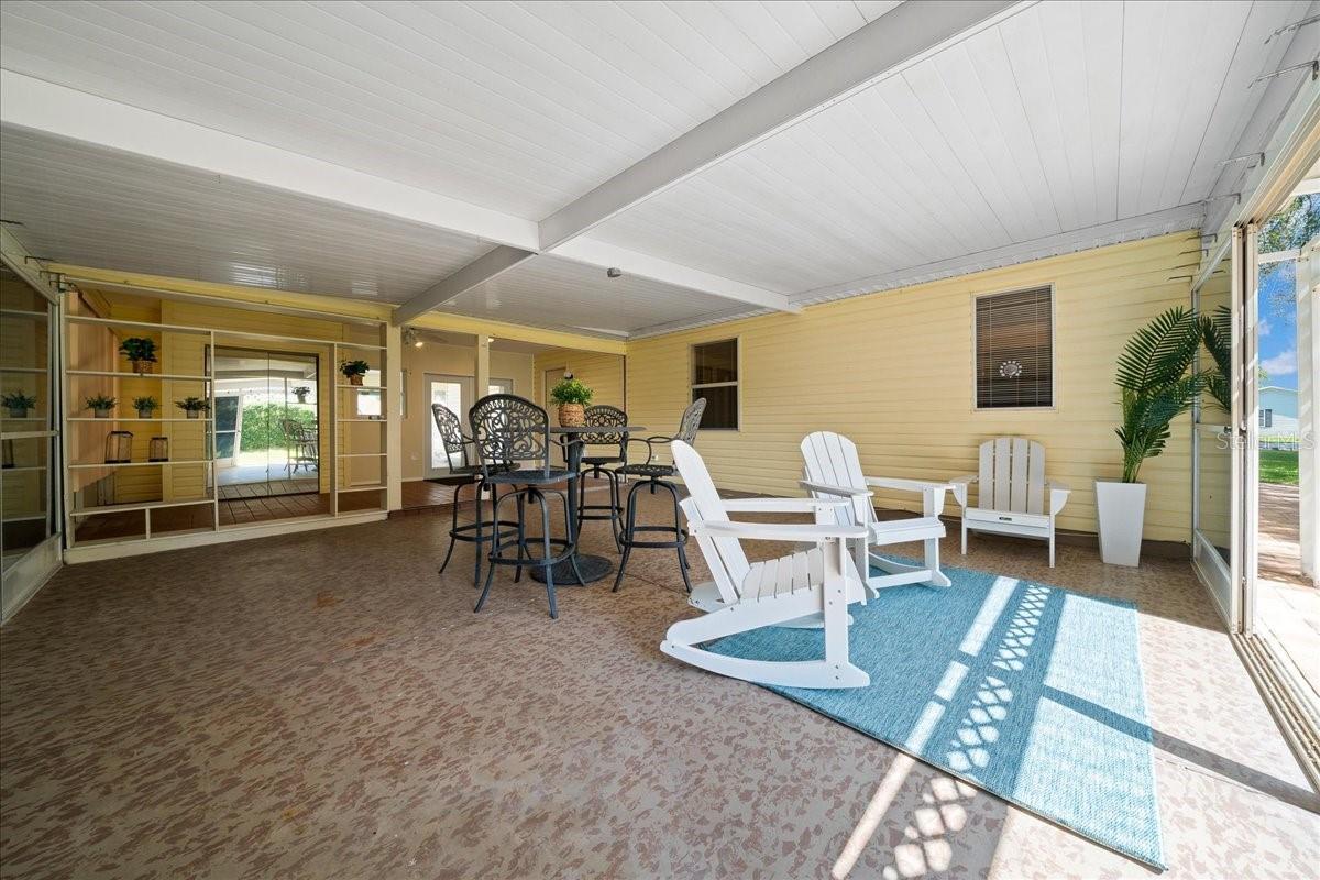 1133 Del Toro Dr Property Photo 24