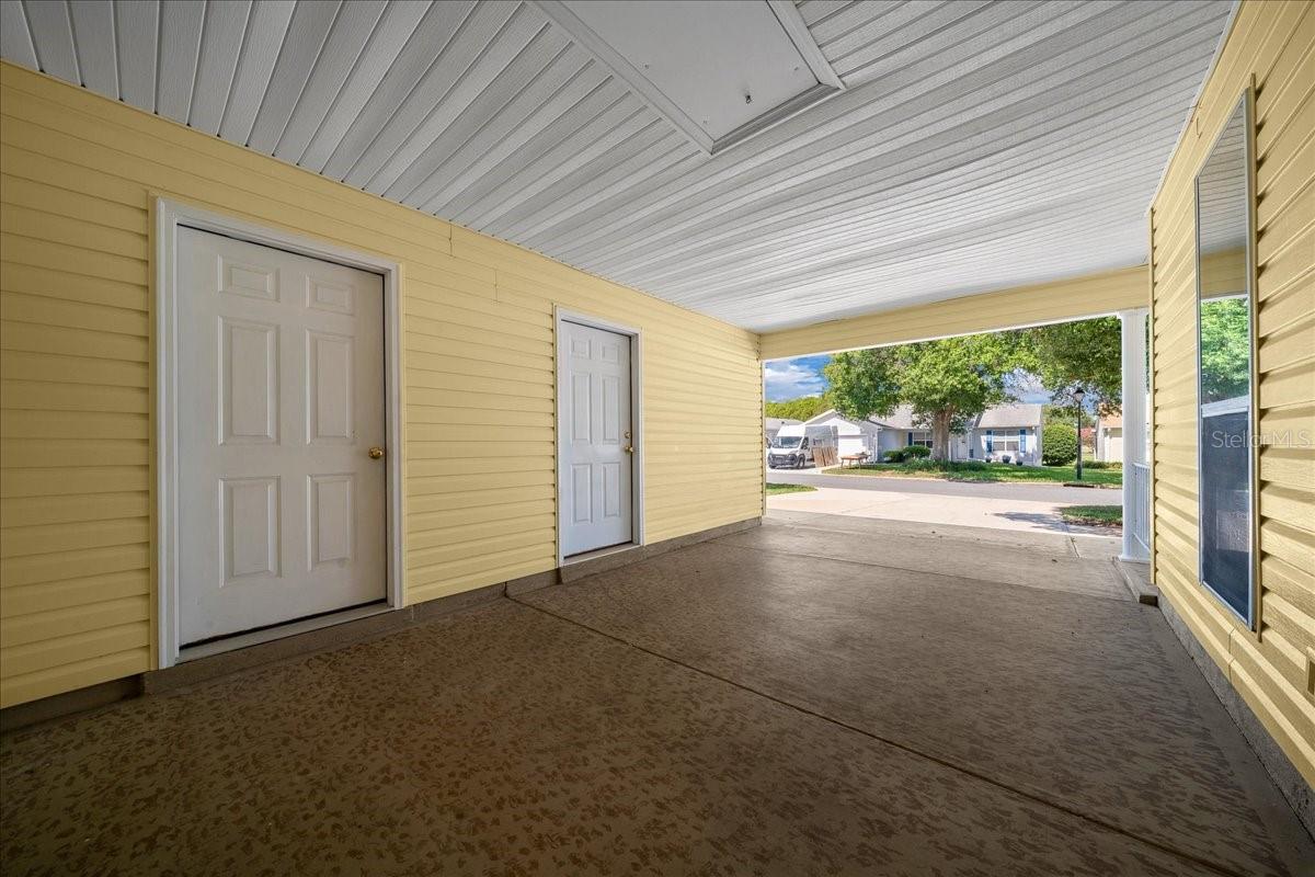 1133 Del Toro Dr Property Photo 29