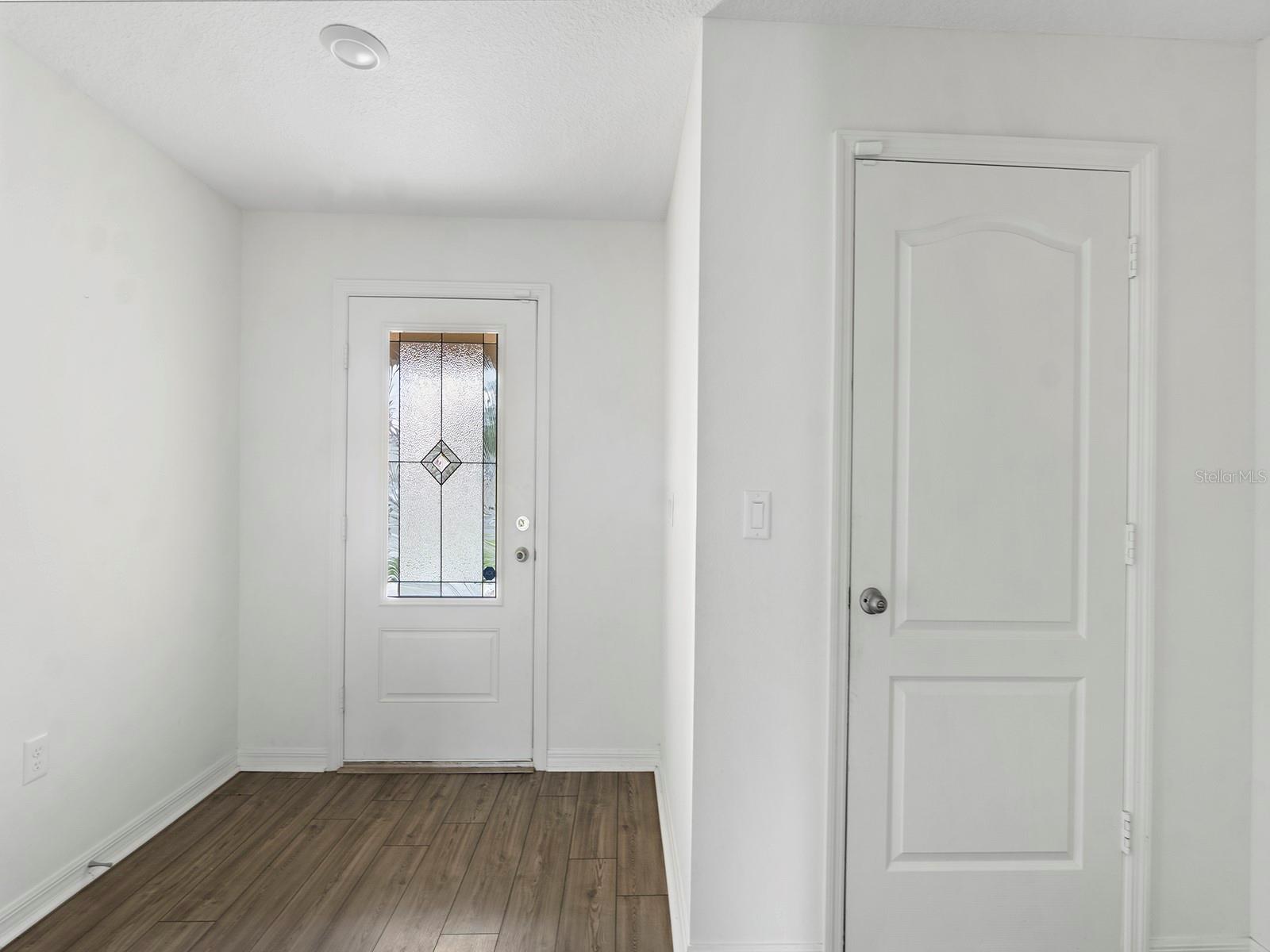 1730 Wynford Cir Property Photo 5
