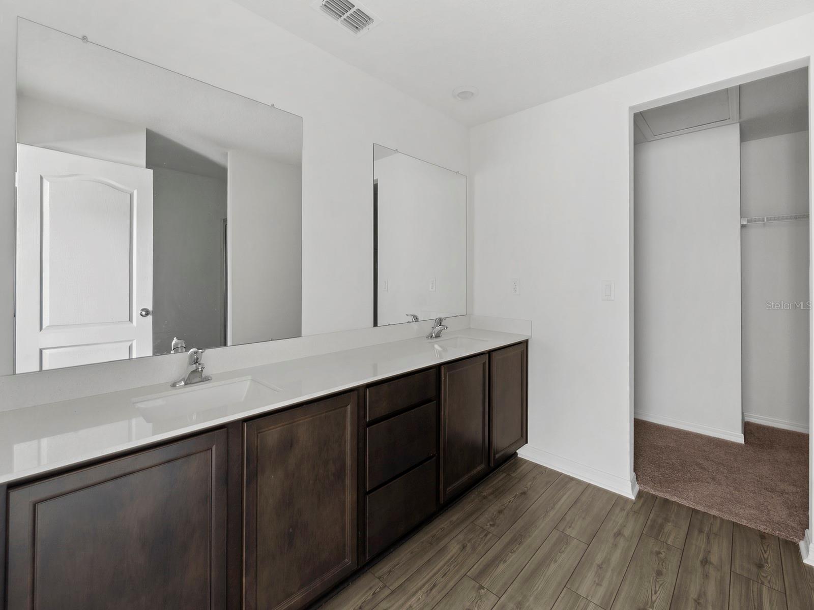 1730 Wynford Cir Property Photo 23