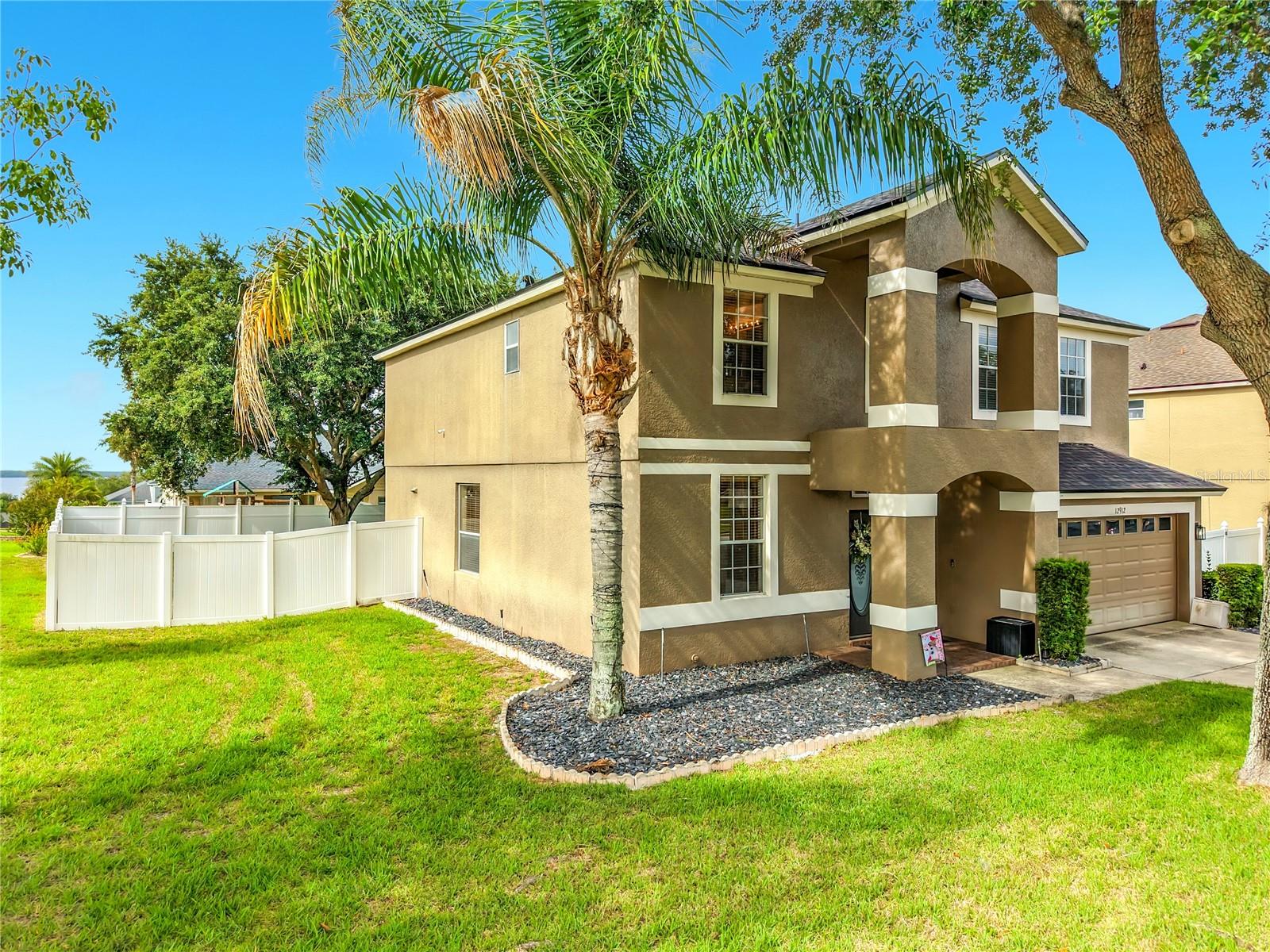 12912 Cloverdale Ln Property Photo 6