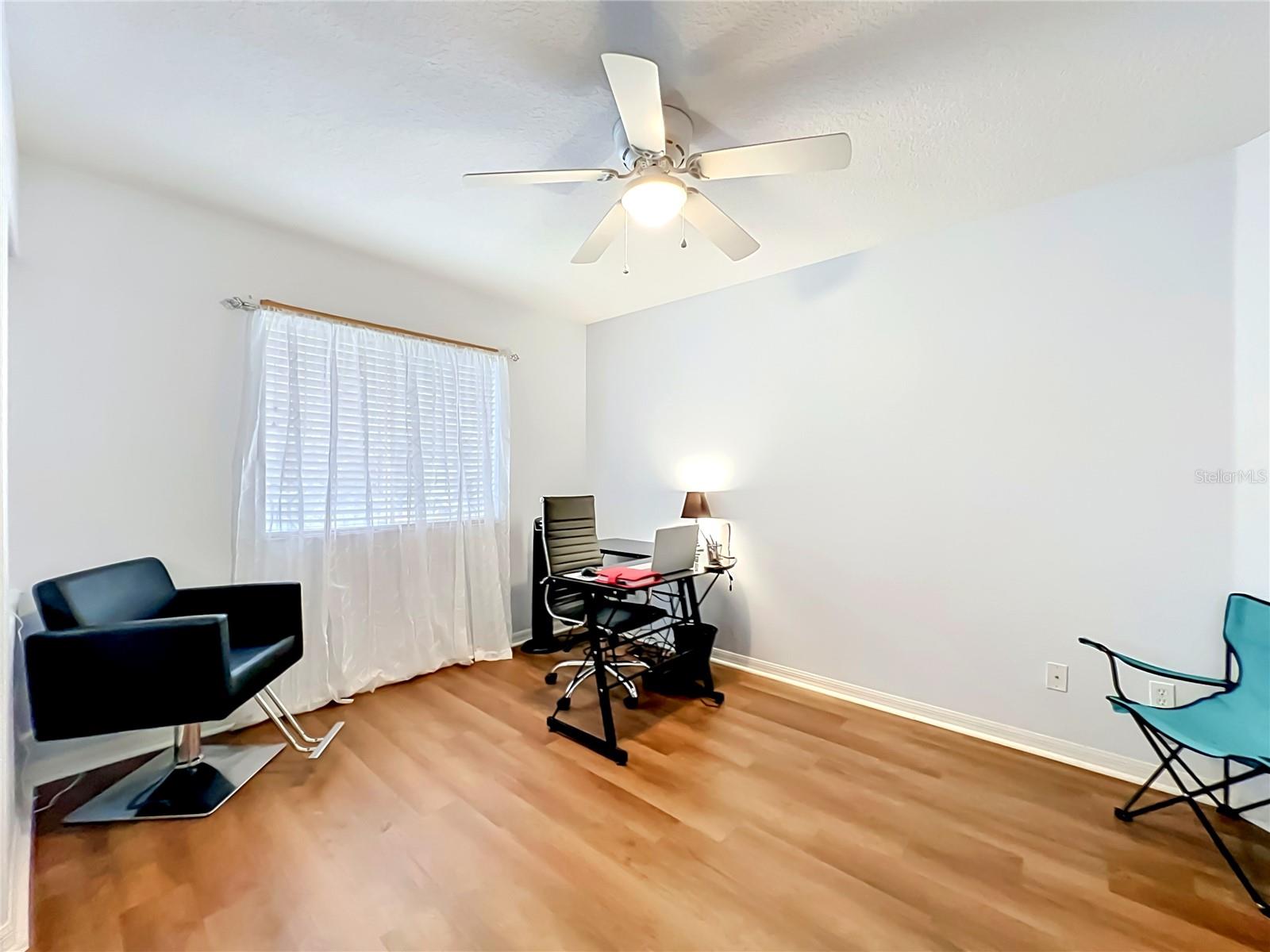 12912 Cloverdale Ln Property Photo 38