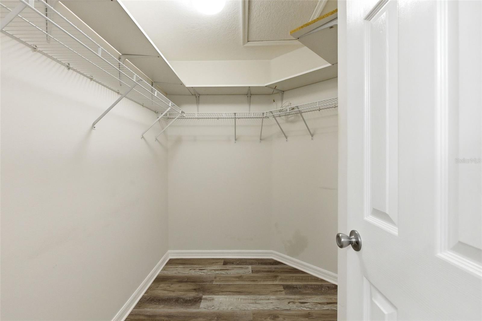 1083 Jackson St Property Photo 17