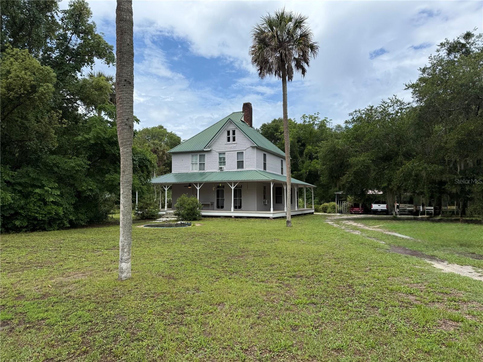 110 N Volusia Ave Property Photo 2