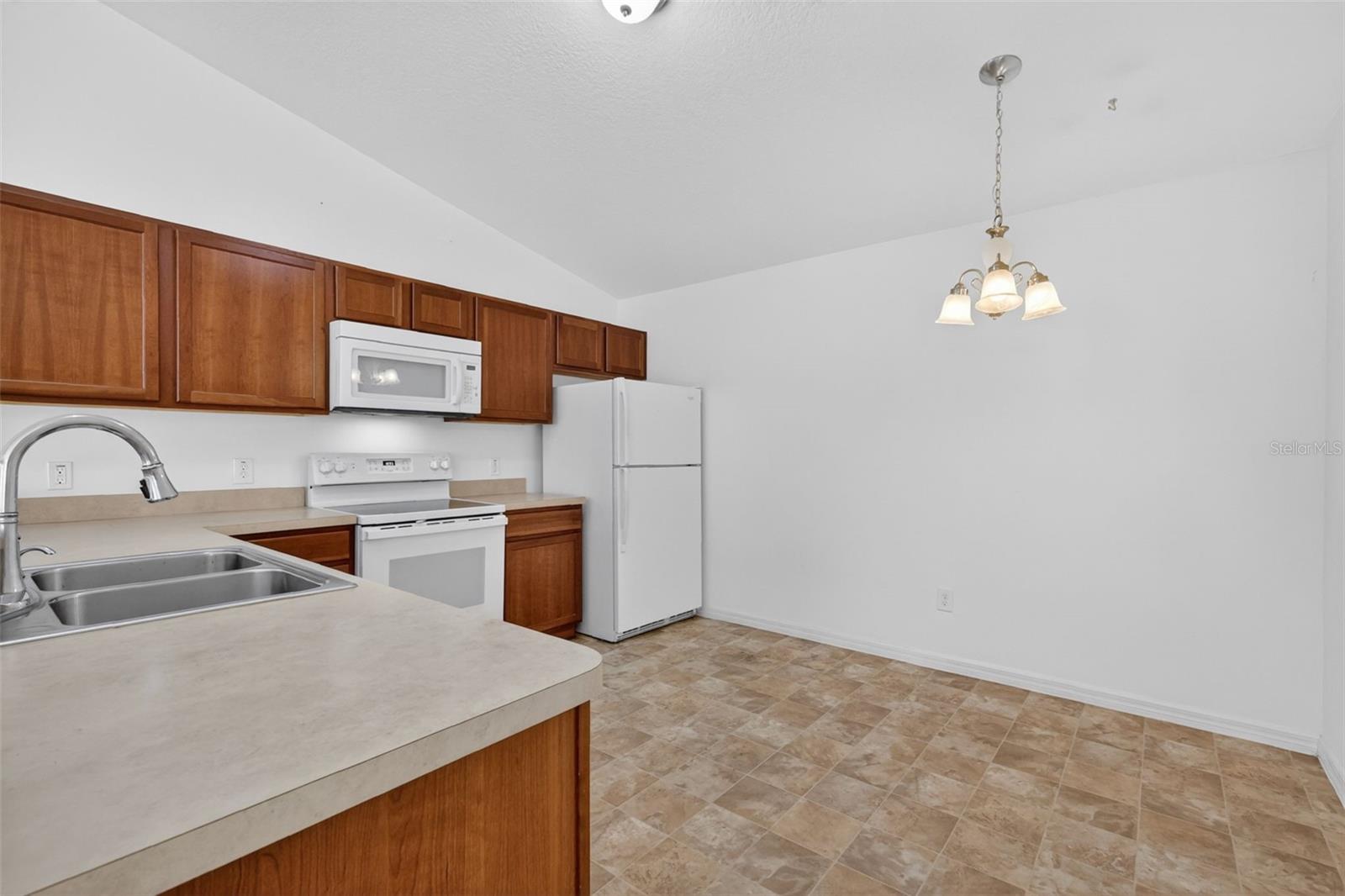 3419 Carrabelle Ct Property Photo 10