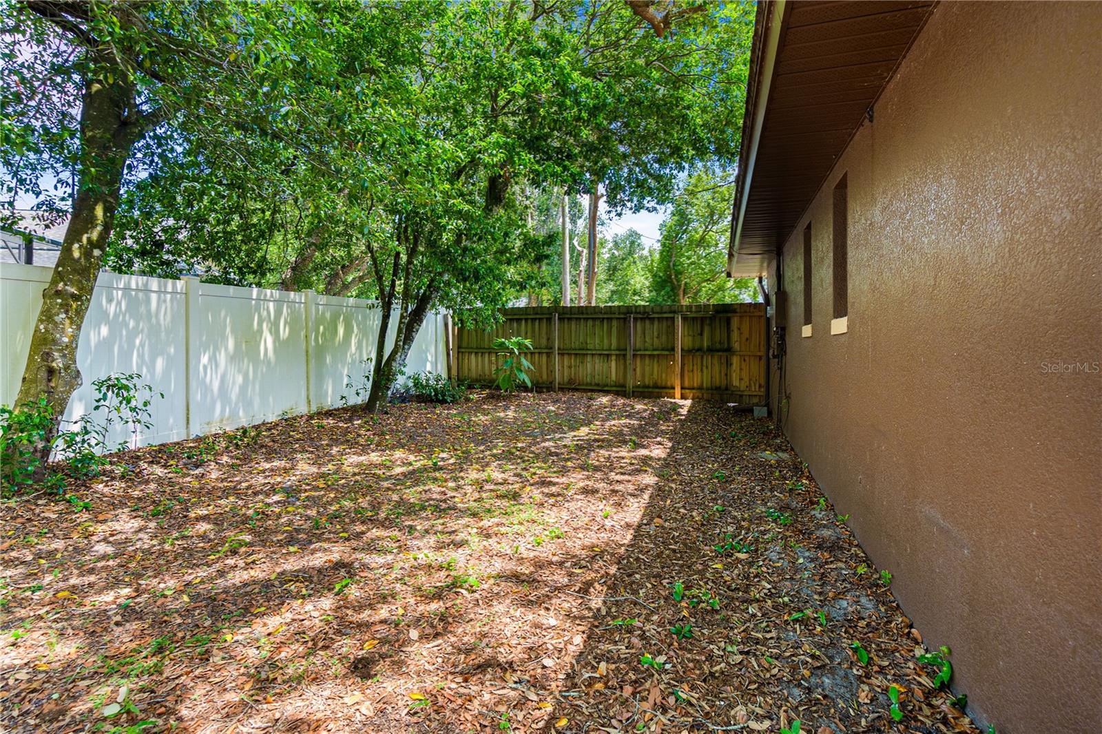 214 E Floyd Ave Property Photo 45