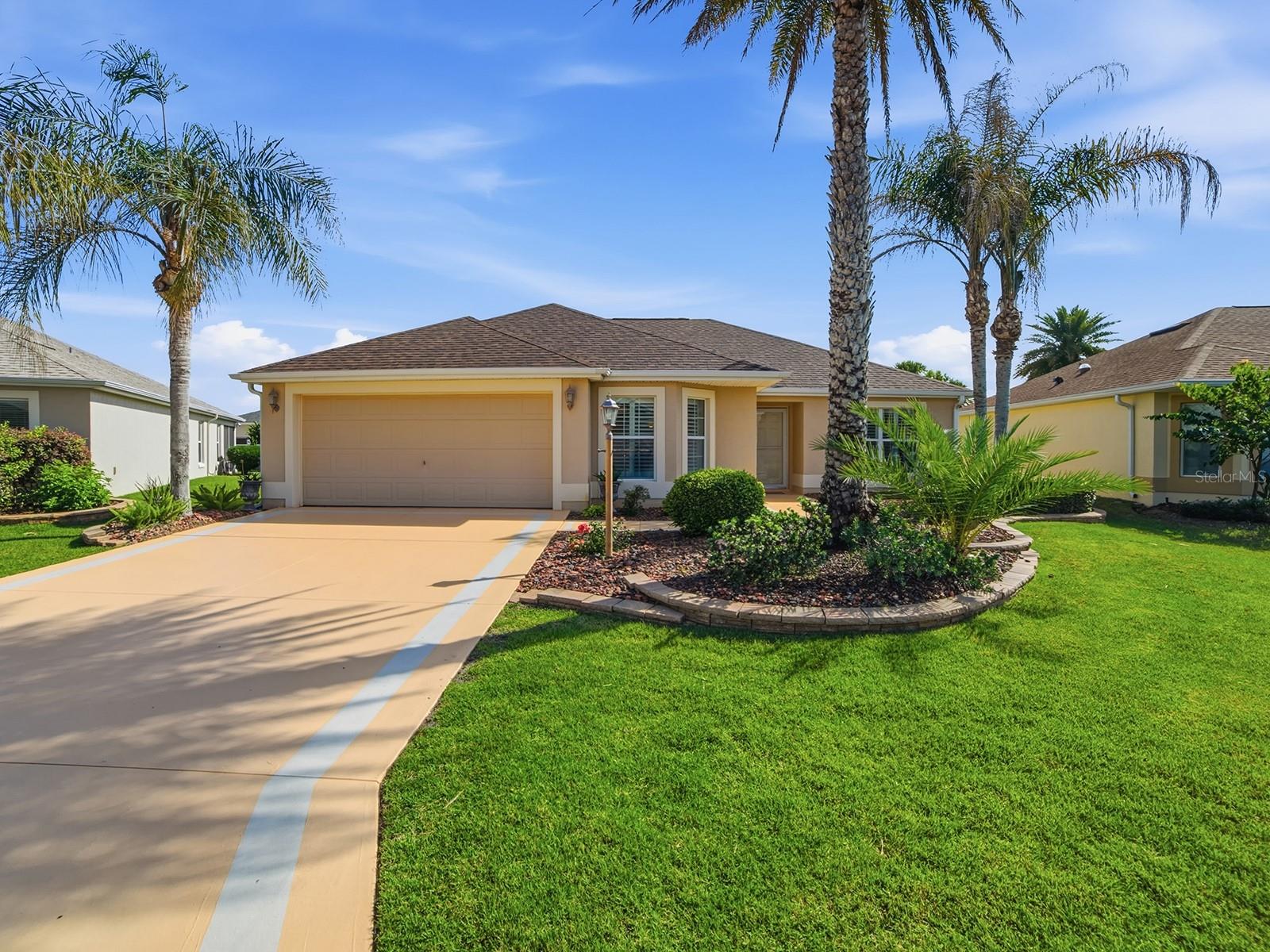 1104 Alcove Loop Property Photo 1