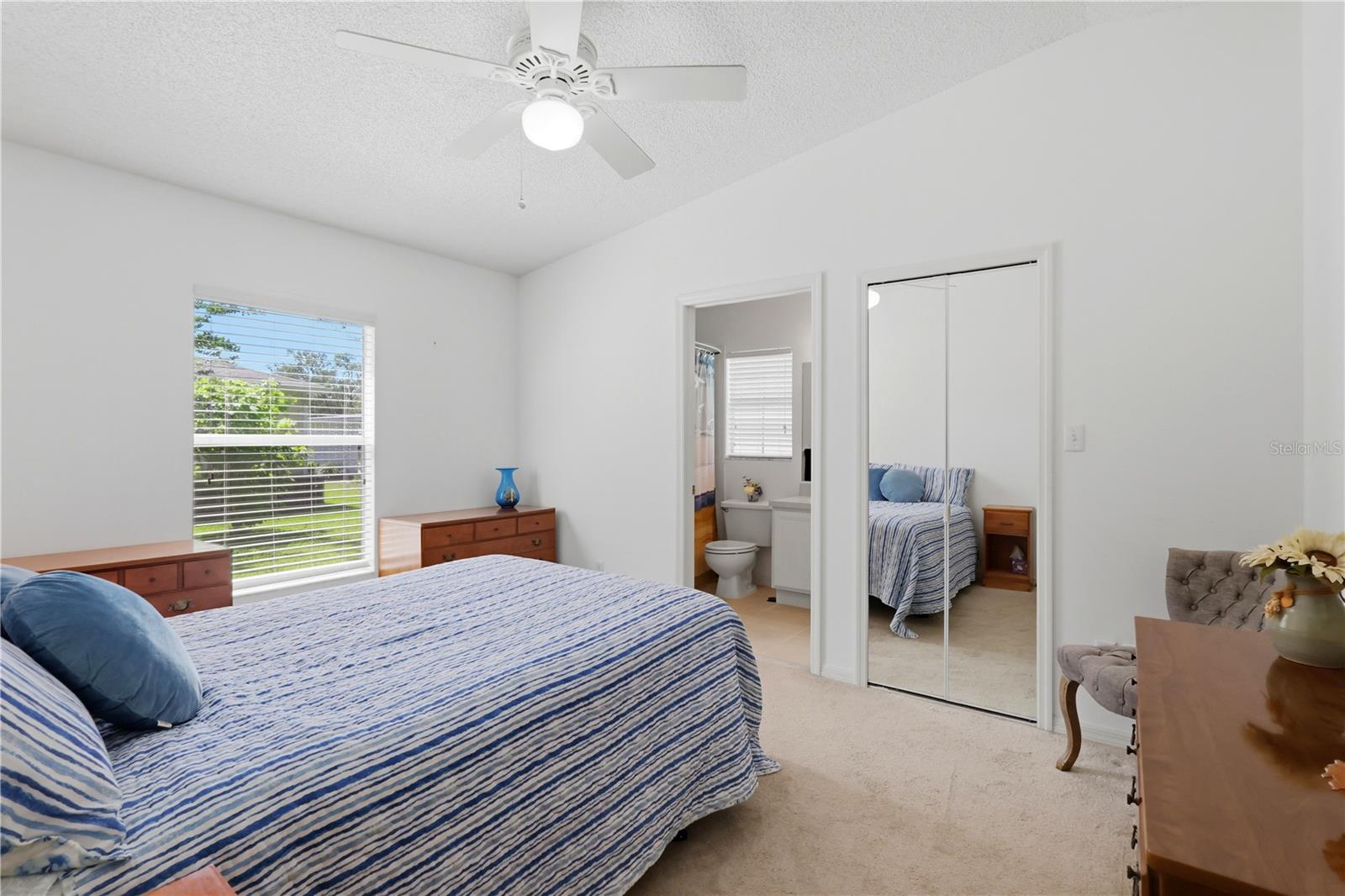 25110 Bellevue Property Photo 11