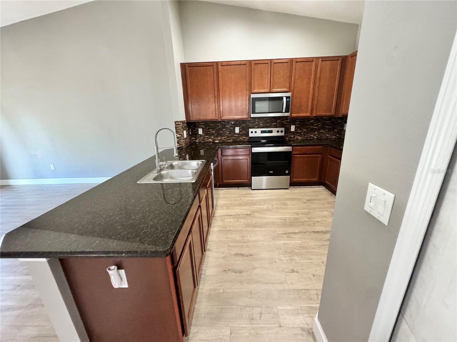 764 Chacall Loop Property Photo 4