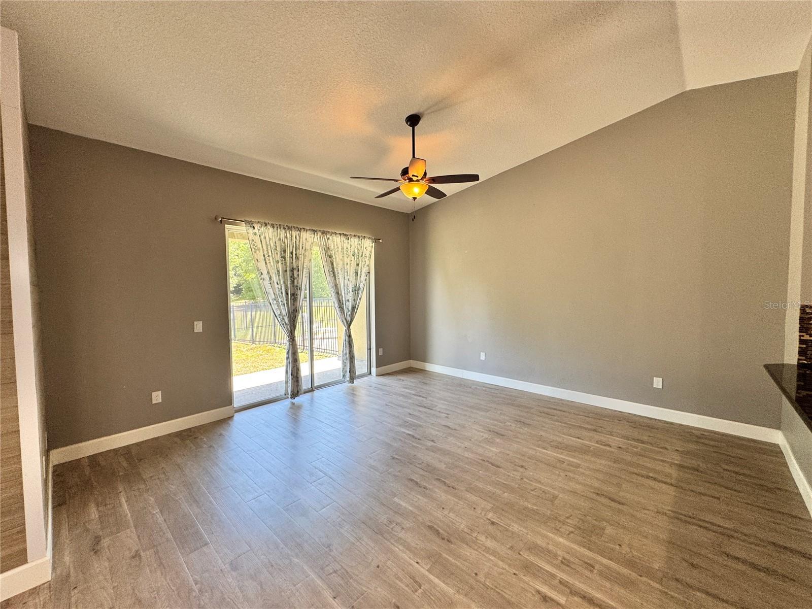 764 Chacall Loop Property Photo 6
