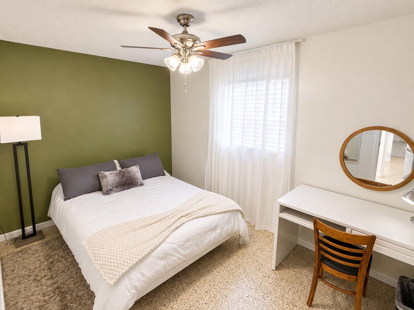13619 Lake Blvd Property Photo 10