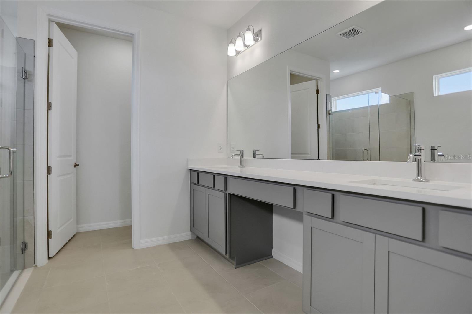 7422 Sea Manatee St Property Photo 40
