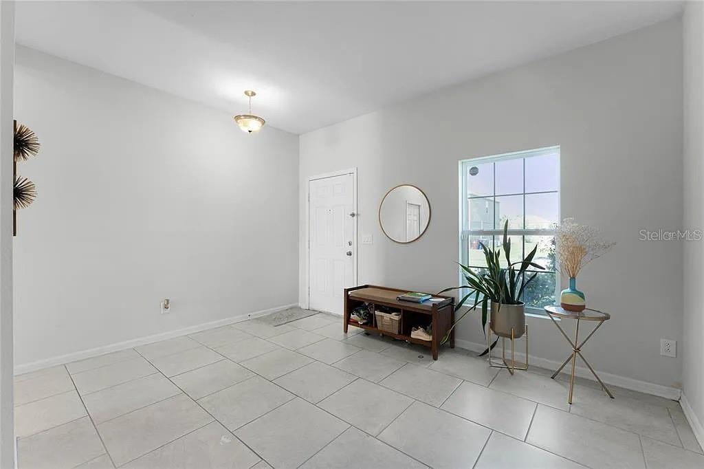 3946 Wind Dancer Cir Property Photo 5