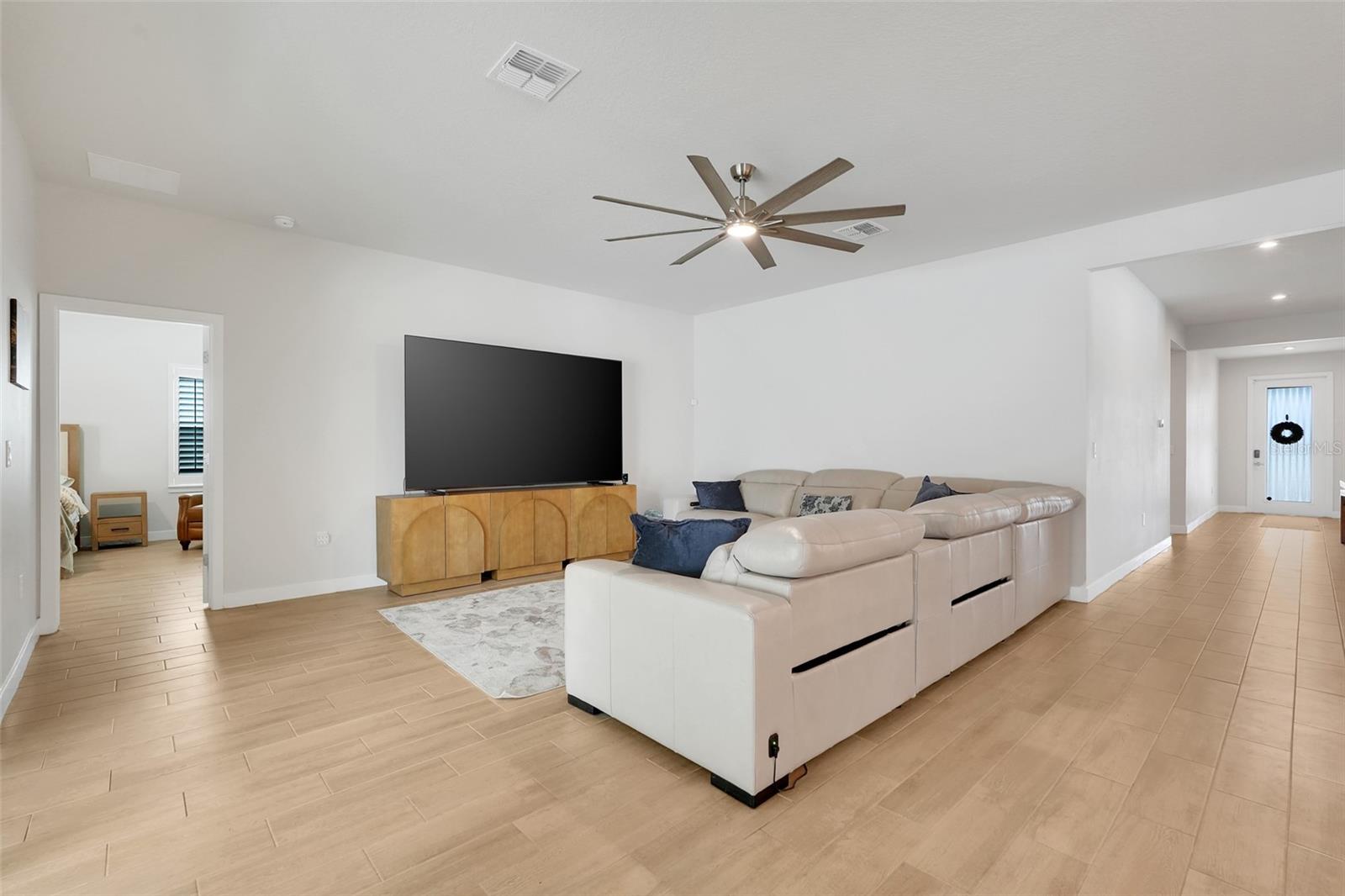 9844 Pine Mill Ct Property Photo 10