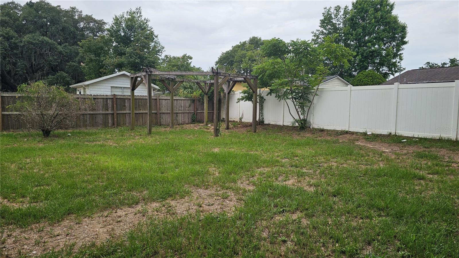 314 Woodland Dr Property Photo 27