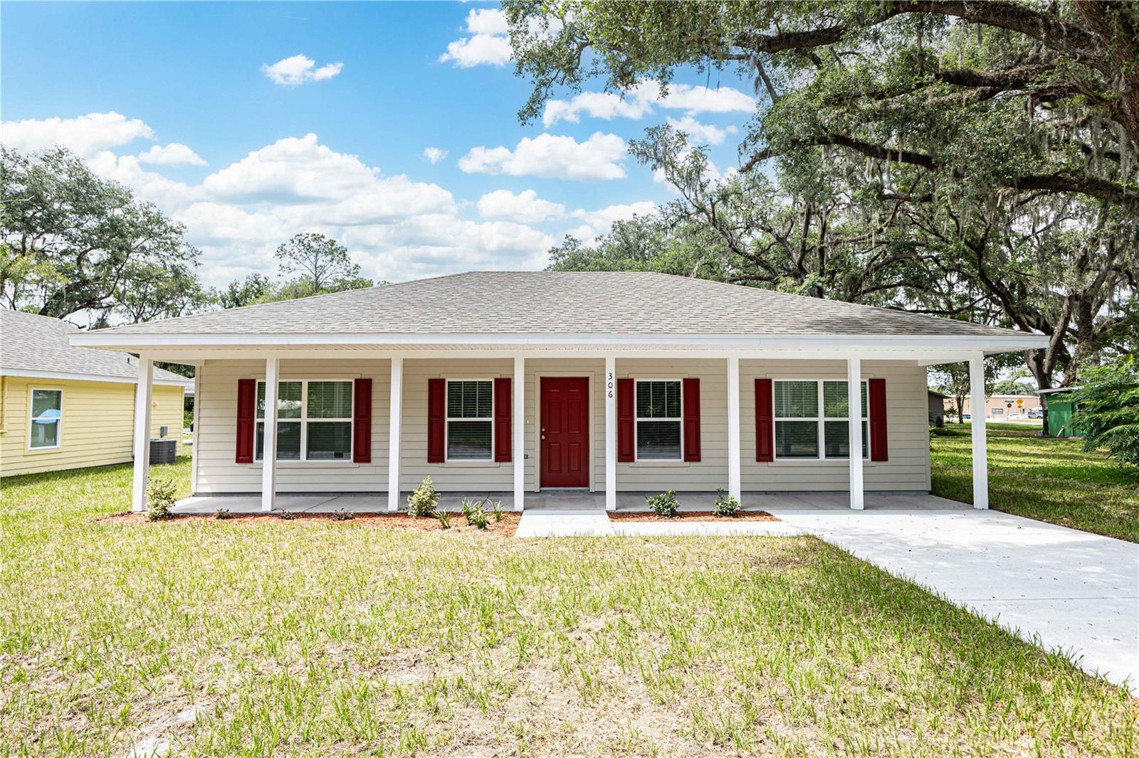 306 E Georgia Ave Property Photo 1