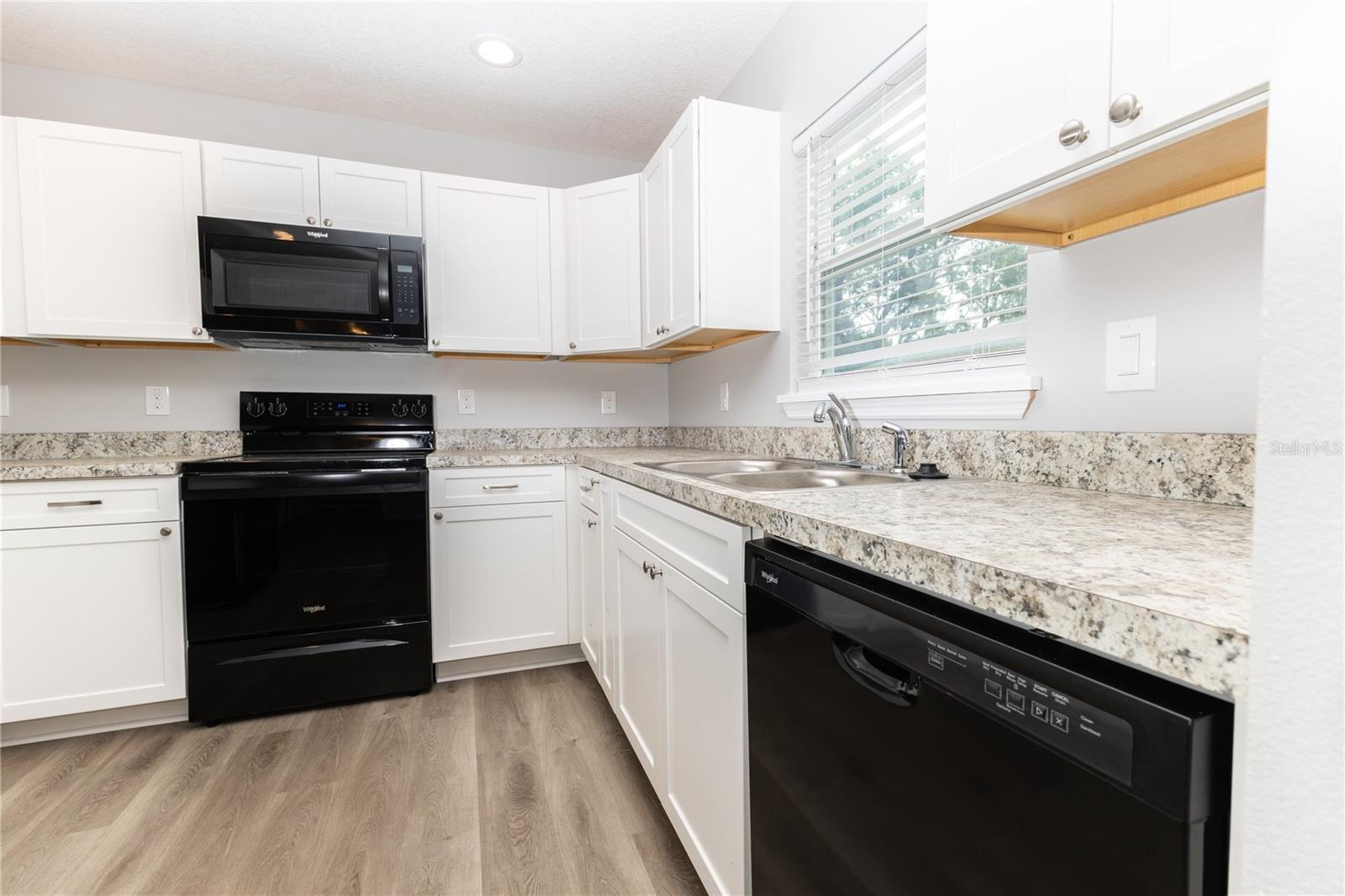 306 E Georgia Ave Property Photo 10