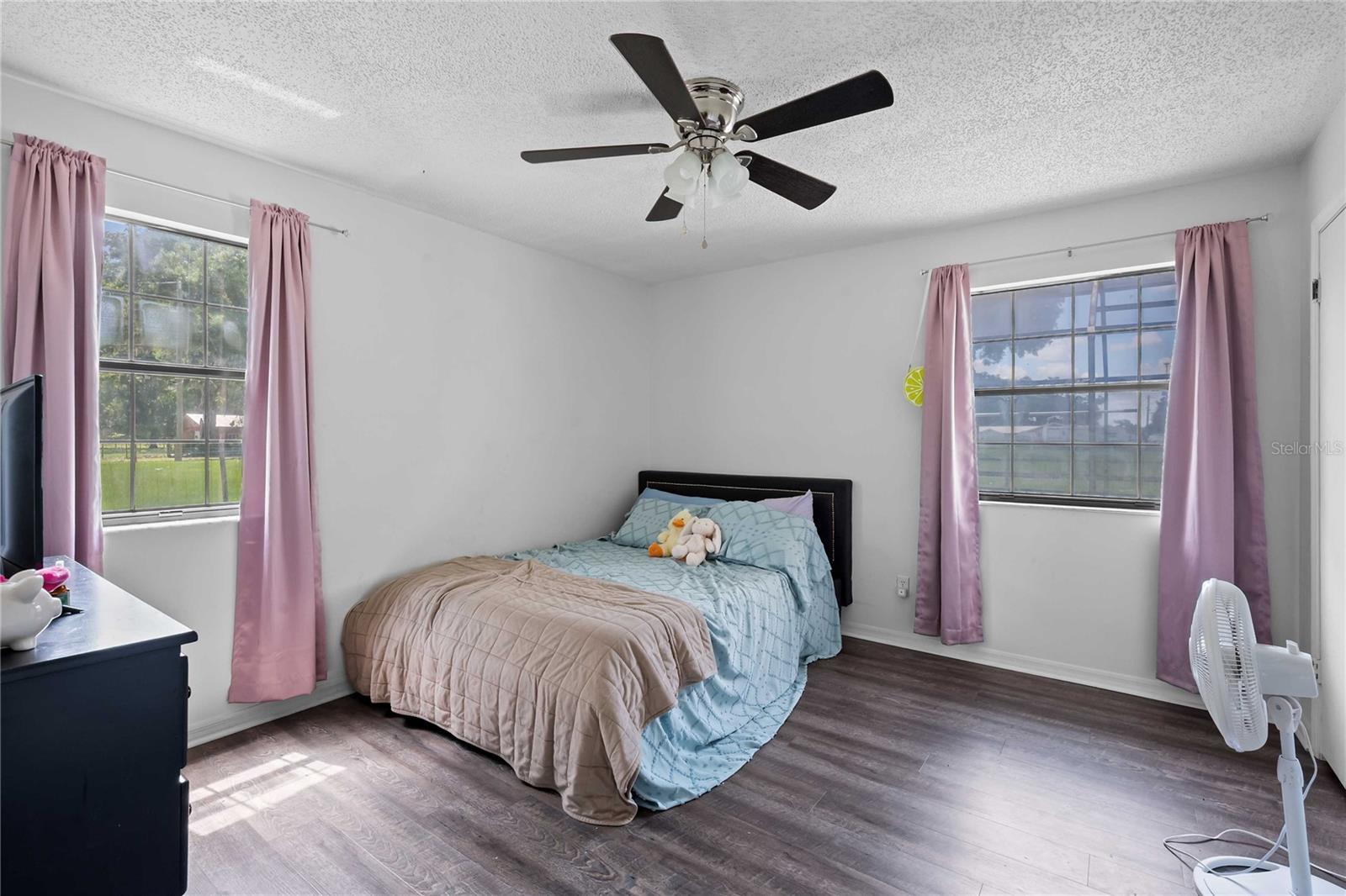348 Cr 542e Property Photo 12