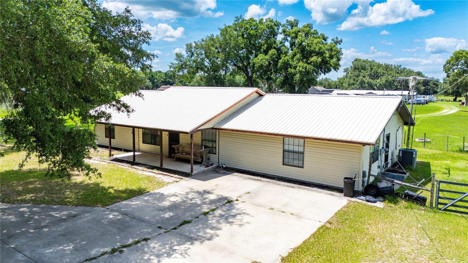 348 Cr 542e Property Photo 49