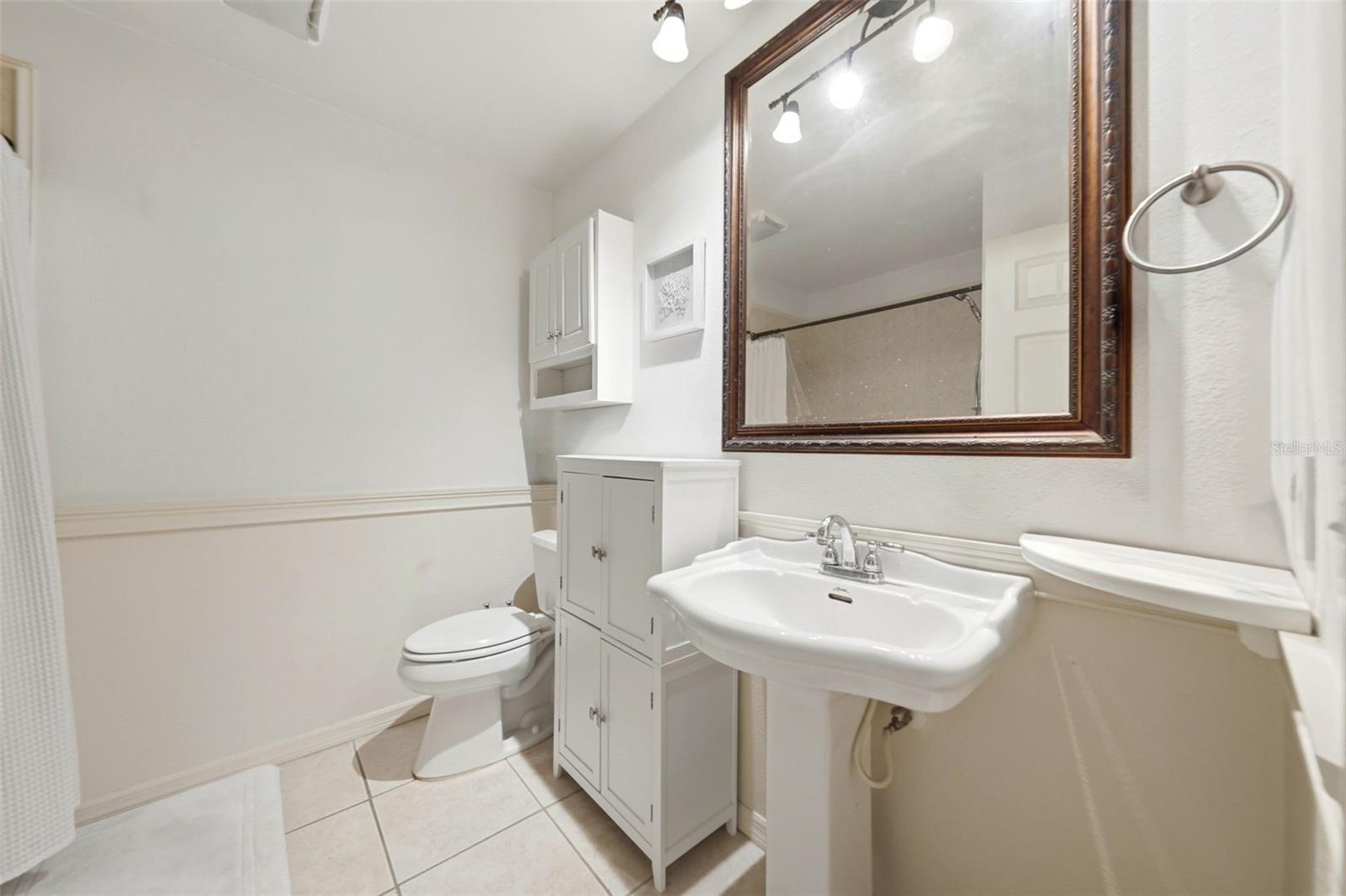 112 E Gardenia St Property Photo 26