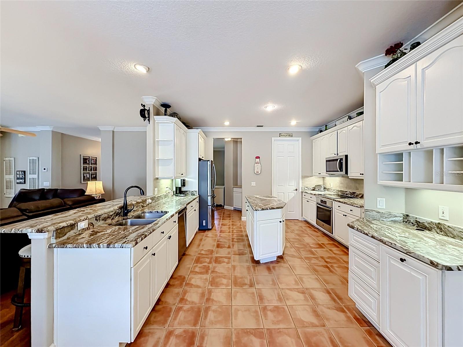 19512 Spring Oak Dr Property Photo 15