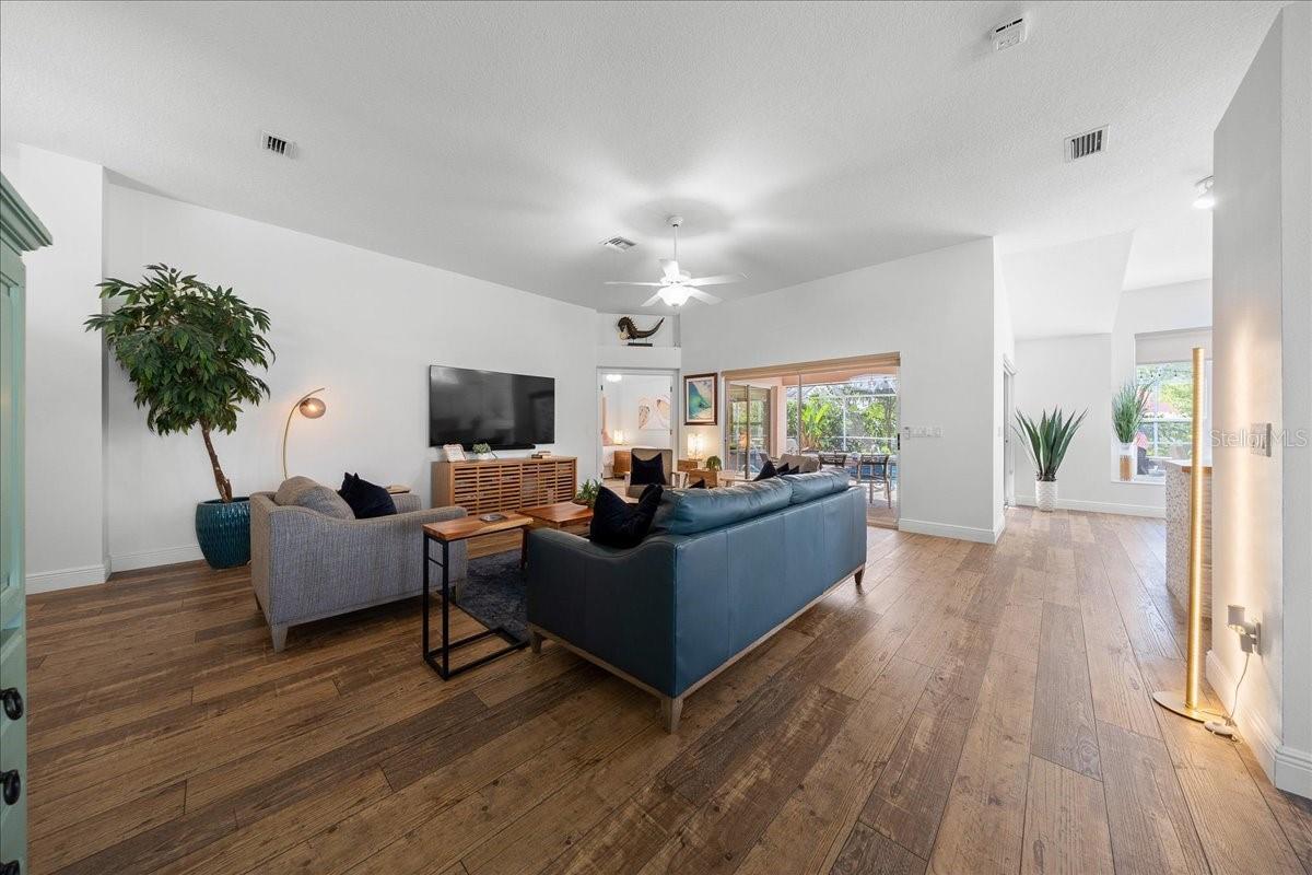 G5113558 Property Photo 12