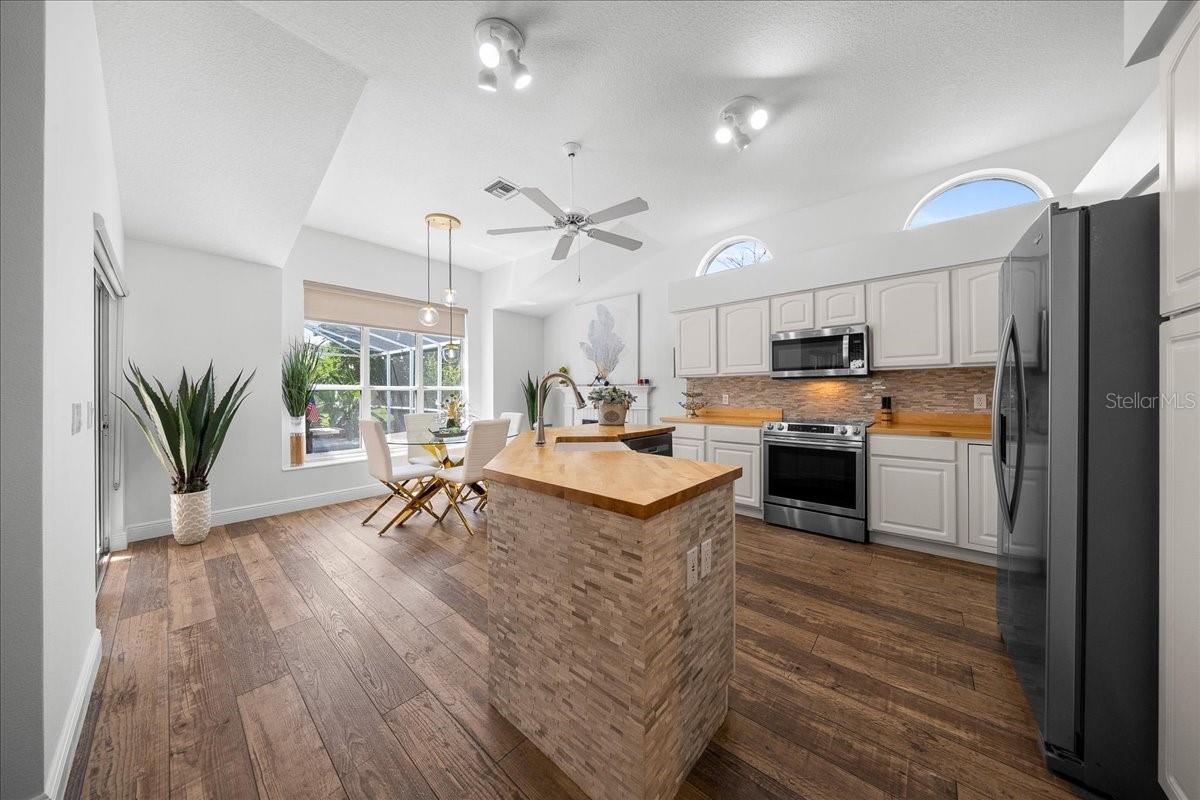 G5113558 Property Photo 15