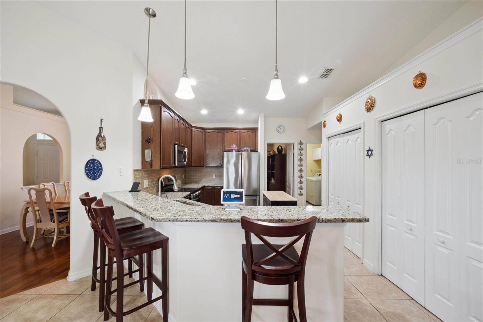 2243 Wolf Ridge Ln Property Photo 24