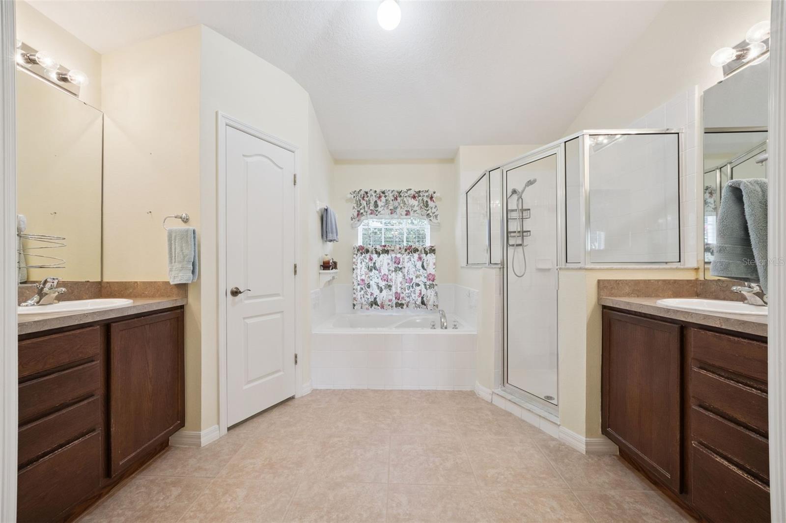 2243 Wolf Ridge Ln Property Photo 31