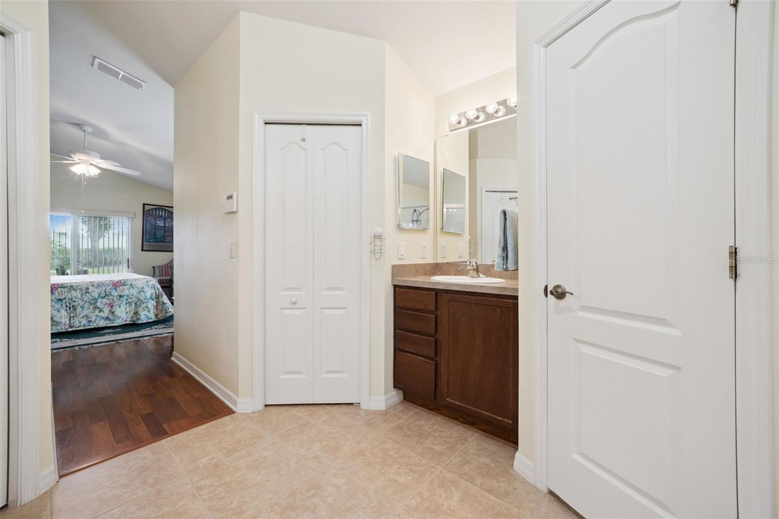 2243 Wolf Ridge Ln Property Photo 33