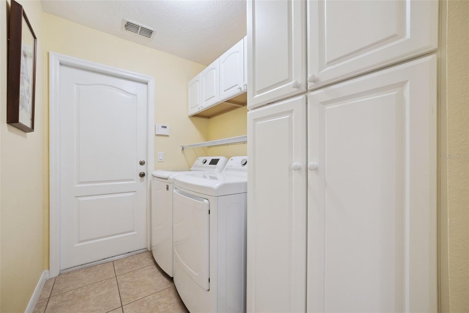 2243 Wolf Ridge Ln Property Photo 40