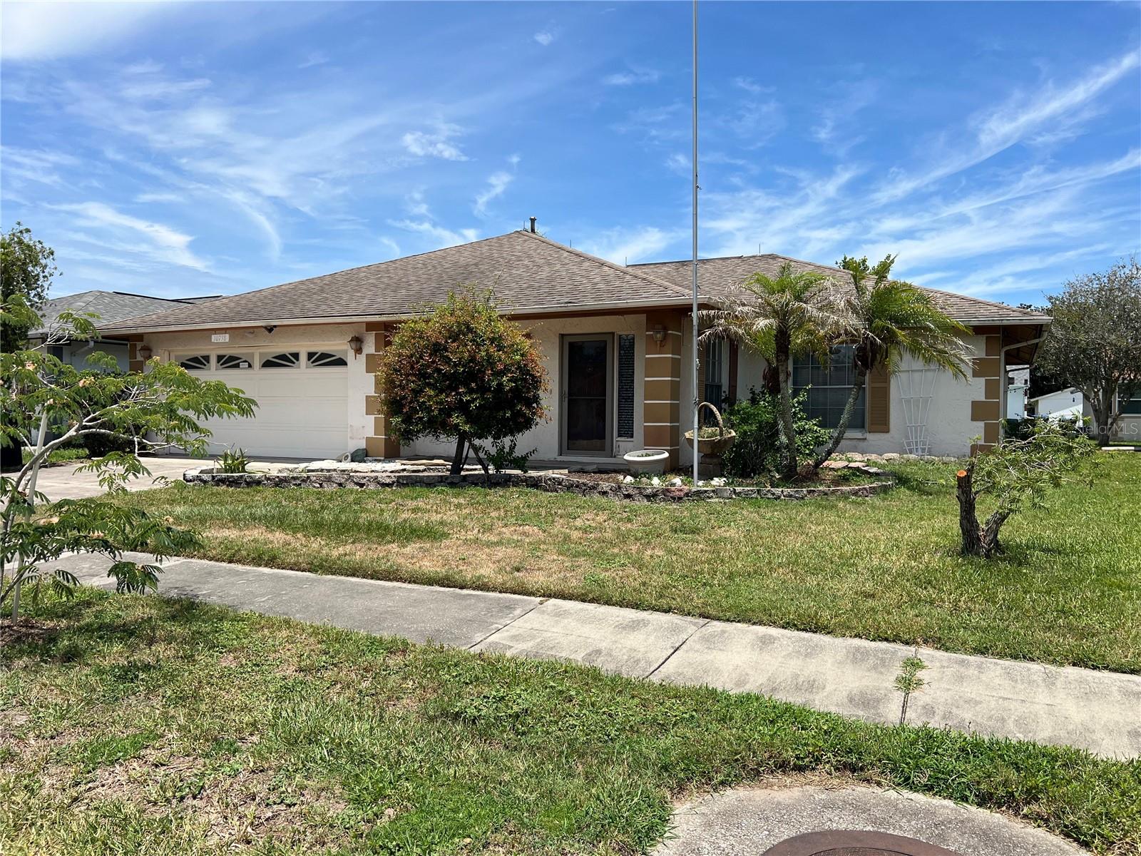 10738 Lazy Lake Dr Property Photo 1