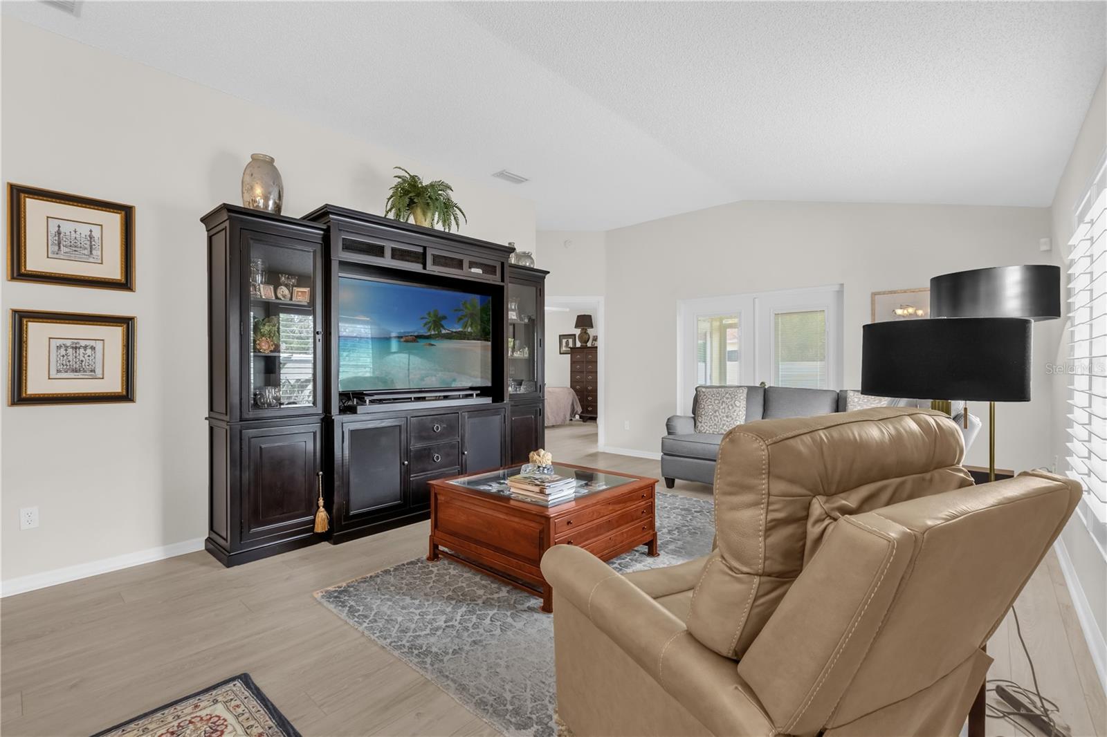 1214 San Bernardo Rd Property Photo 7