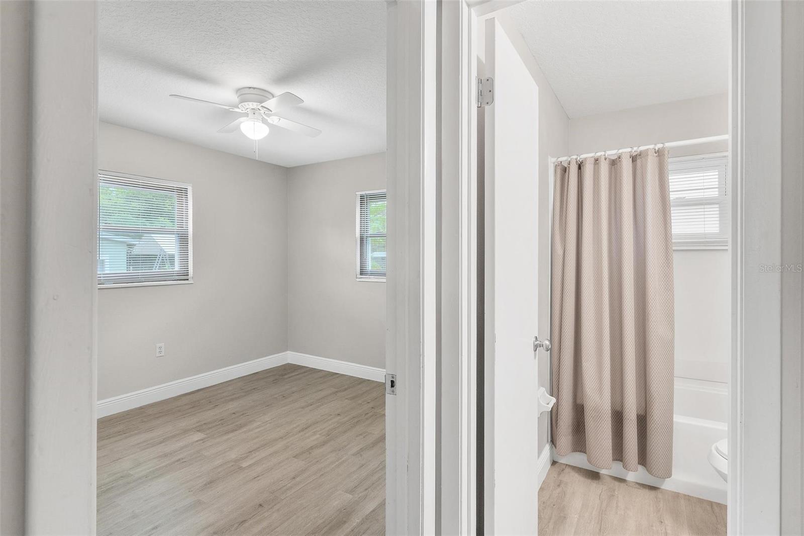 35904 Dawn Dr Property Photo 23