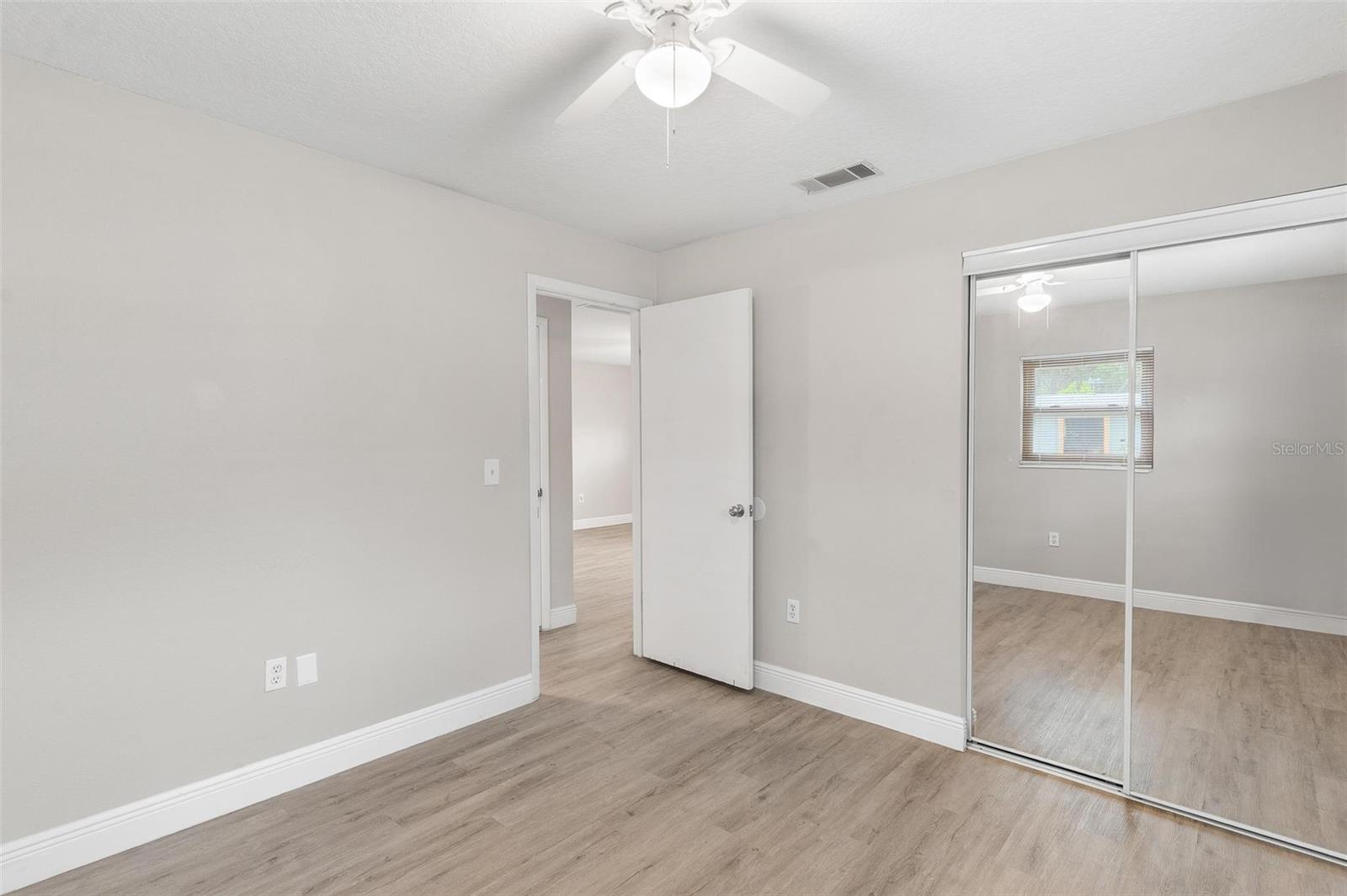 35904 Dawn Dr Property Photo 25