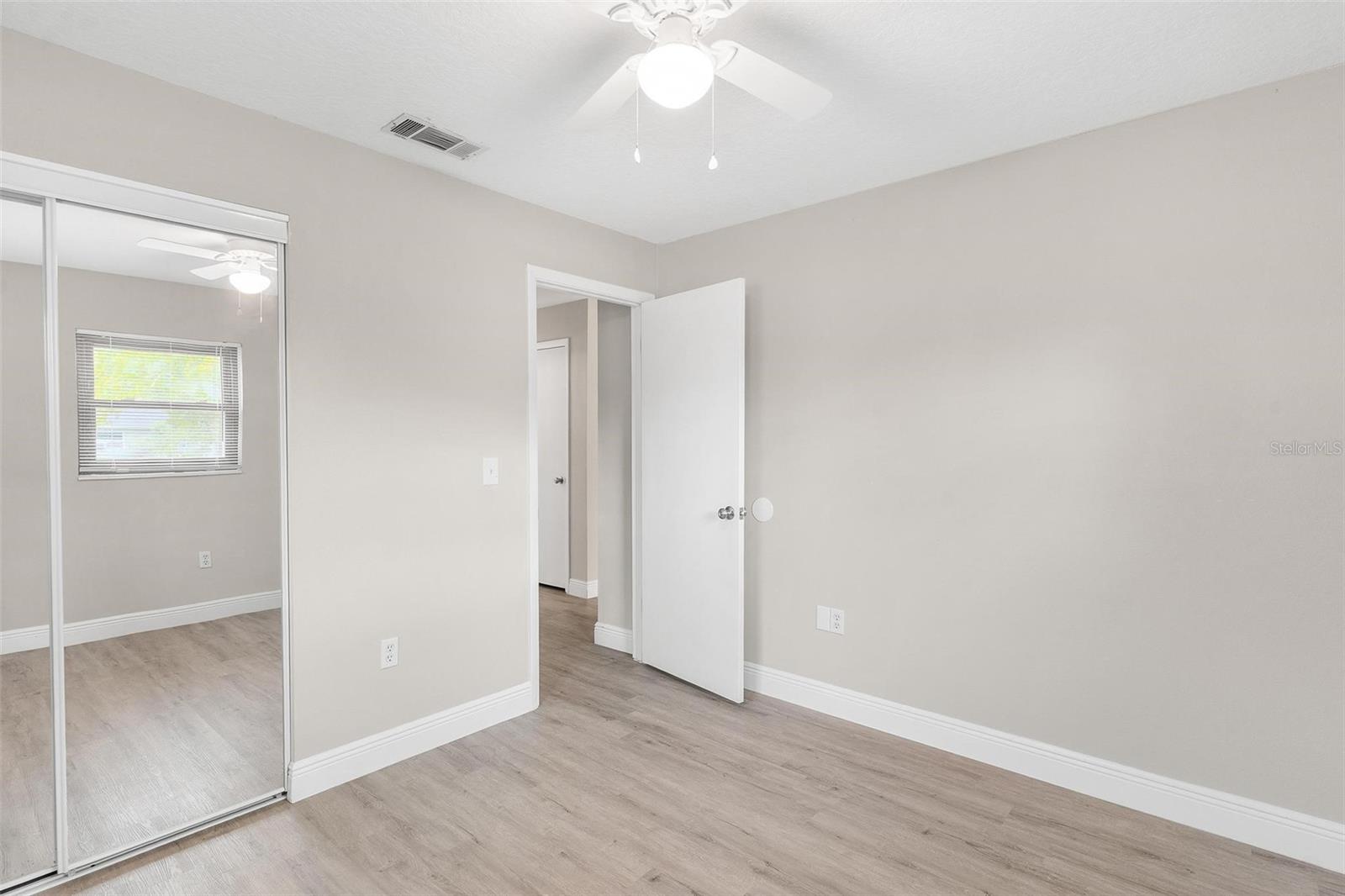 35904 Dawn Dr Property Photo 28