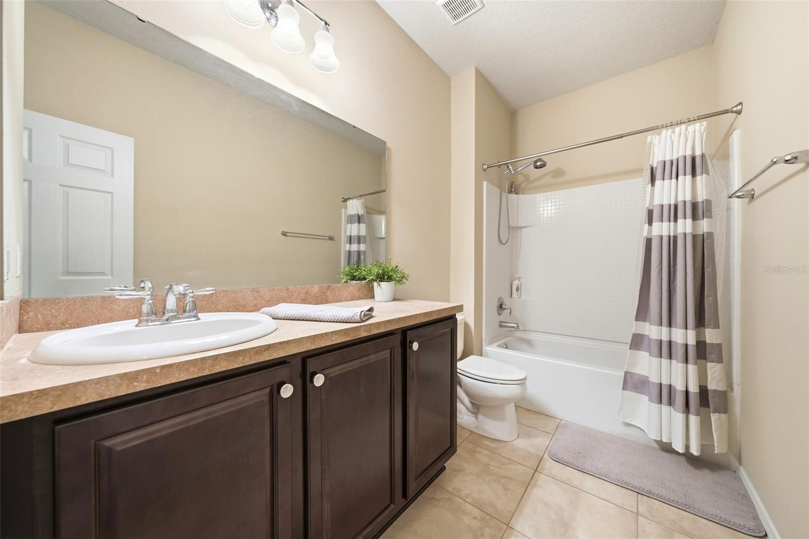 20945 Oldenburg Loop Property Photo 31
