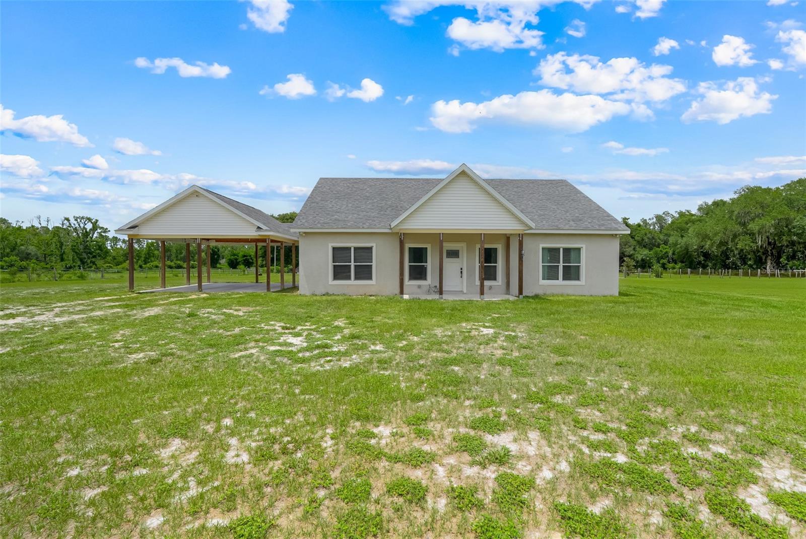 21301 Quail Hammock Ln Property Photo 3