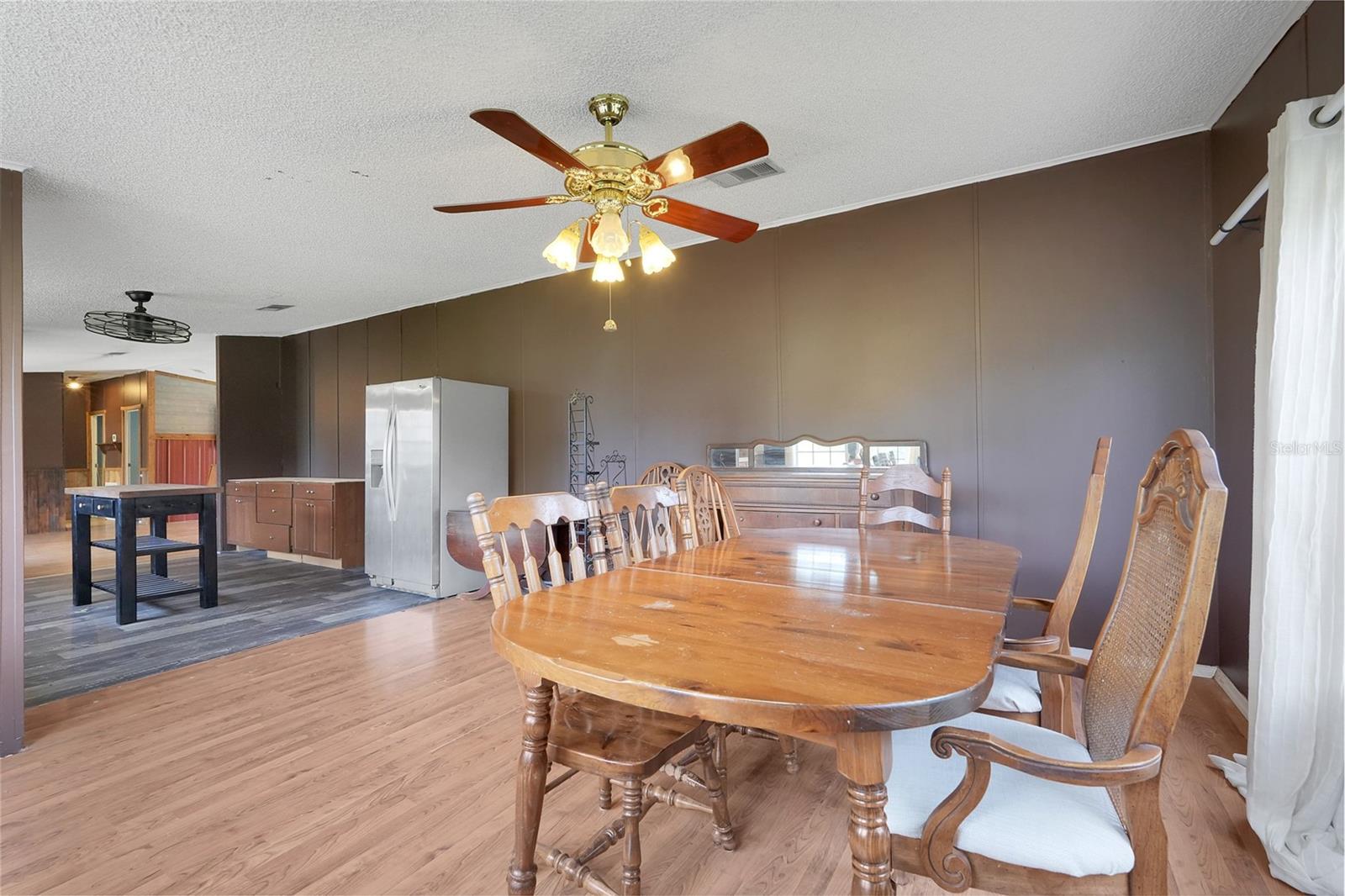 21301 Quail Hammock Ln Property Photo 8